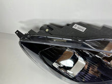 Laden Sie das Bild in den Galerie-Viewer, Frontscheinwerfer Ford Kuga LV4B-13E017-AN LV4B-13E016-AN Ein Satz Headlight SCH2811775437ec