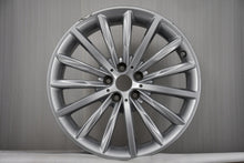 Load image into Gallery viewer, 1x Alufelge 19 Zoll 8.0" 5x112 30ET Glanz Silber 6863419 BMW Rim Wheel FEL4530910910wh