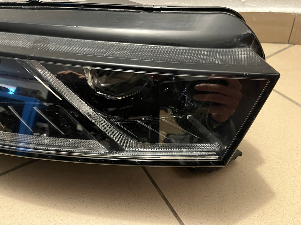 Frontscheinwerfer Skoda Octavia IV 5E4941016A LED Rechts Scheinwerfer Headlight SCH4868359715dr