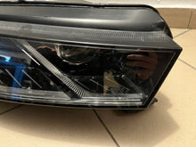 Laden Sie das Bild in den Galerie-Viewer, Frontscheinwerfer Skoda Octavia IV 5E4941016A LED Rechts Scheinwerfer Headlight SCH4868359715dr