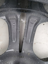 Load image into Gallery viewer, 1x Alufelge 17 Zoll 6.5&quot; 5x105 44ET 95429922 Opel Ampera Rim Wheel