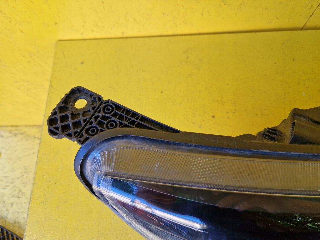 Frontscheinwerfer Ford Focus JX7B-13W029-CE Rechts Scheinwerfer Headlight SCH5645549320ns