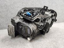 Laden Sie das Bild in den Galerie-Viewer, Frontscheinwerfer Mercedes-Benz Glb X247 A2479060206SCZ LED Rechts Headlight SCH7041825437ca