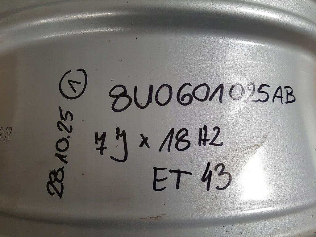 1x Alufelge 18 Zoll 7.0" 5x112 43ET Glanz Silber 8U0601025AG Audi Q3 Rim Wheel FEL8815177602cd