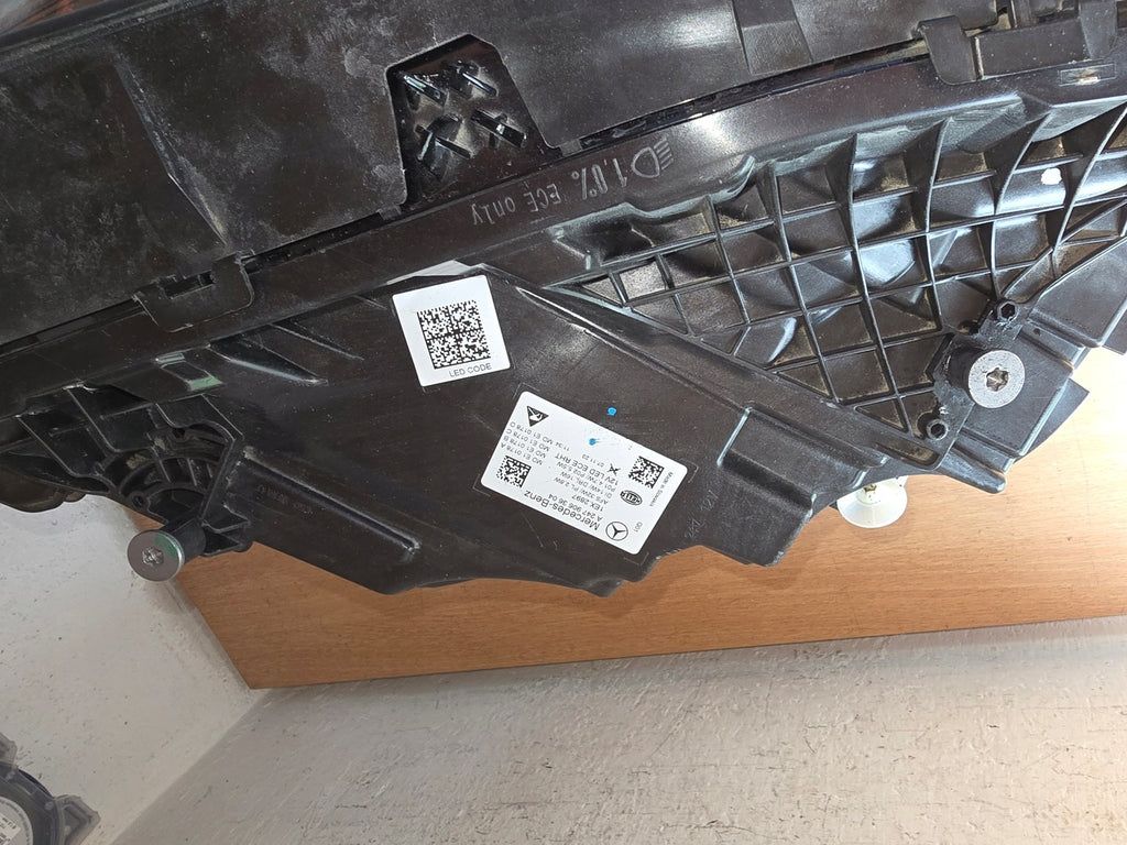 Frontscheinwerfer Mercedes-Benz W247 A2479063604 Full LED Rechts Headlight SCH4121392858oe