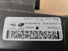 Laden Sie das Bild in den Galerie-Viewer, Frontscheinwerfer Opel Zafira Vivaro 00218275-01 Xenon Links Headlight