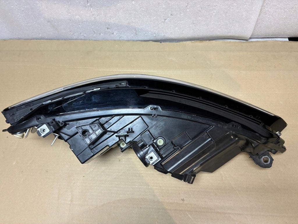Frontscheinwerfer VW Golf VIII I 5H1941005A 5H1941006A Full LED Ein Satz SCH7507431690xw
