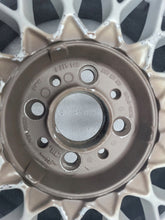 Laden Sie das Bild in den Galerie-Viewer, 1x Alufelge 14 Zoll 6.5" 4x100 30ET Matt Silber 2225540 BMW 3 E30 Rim Wheel FEL1588023342to