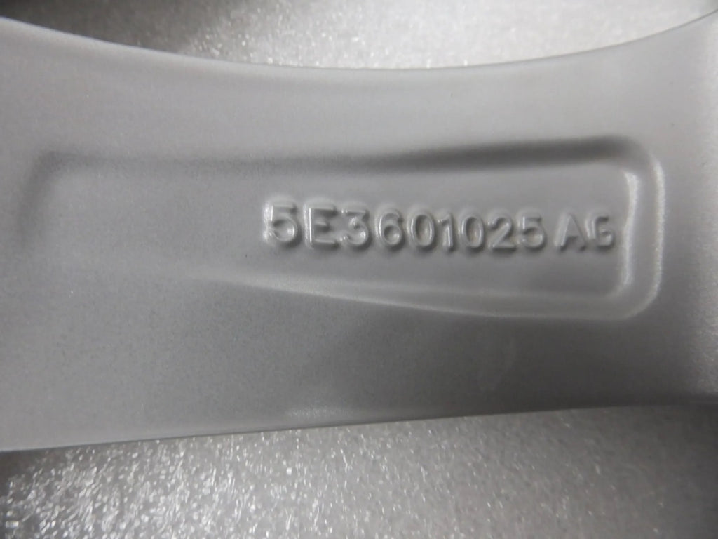 1x Alufelge 18 Zoll 7.5" 5x112 48ET Glanz Schwarz 5E3601025AG Mg Octavia 5e3 Iv FEL1830483292tu