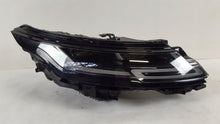 Laden Sie das Bild in den Galerie-Viewer, Frontscheinwerfer Land Rover Range Evoque L551 II K8D2-13W029-DE Rechts SCH4784075159nu