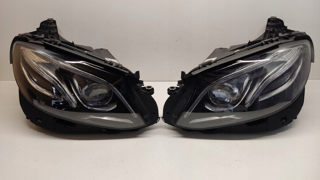 Frontscheinwerfer Mercedes-Benz A2139067606 A2139067506 LED Rechts oder Links