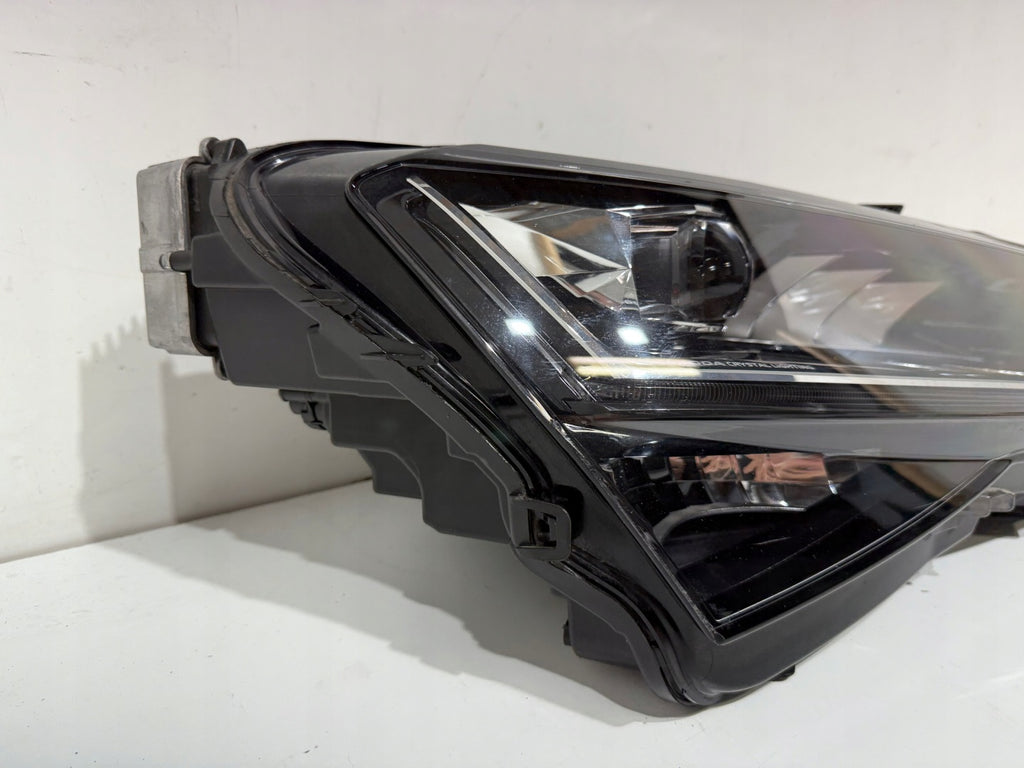 Frontscheinwerfer Skoda Superb III 3V1941016D Rechts Scheinwerfer Headlight SCH6960153557yl