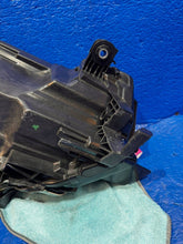 Laden Sie das Bild in den Galerie-Viewer, Frontscheinwerfer Skoda Octavia I 5E4941035 Links Scheinwerfer Headlight SCH7966291179ev