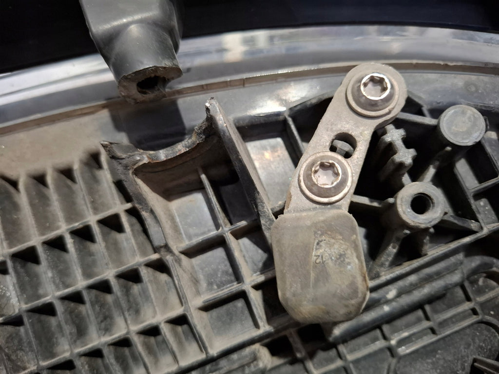 Frontscheinwerfer 2674390 1EX014 542-05 LED Links Scheinwerfer Headlight SCH3151475097ui