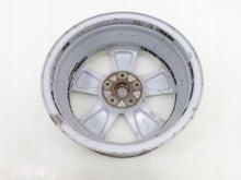 Laden Sie das Bild in den Galerie-Viewer, 1x Alufelge 17 Zoll 6.5" 5x114.3 45ET Silber 78K0-765 Suzuki I Rim Wheel FEL9452710182ms