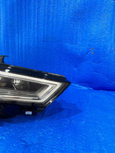 Laden Sie das Bild in den Galerie-Viewer, Frontscheinwerfer Audi A3 8V0941034 Rechts Scheinwerfer Headlight