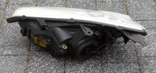 Laden Sie das Bild in den Galerie-Viewer, Frontscheinwerfer Honda Civic VII 0301193302 Rechts Scheinwerfer Headlight