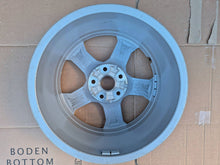 Load image into Gallery viewer, 1x Alufelge 17 Zoll 6.5" 5x112 38ET 83A071497- Audi Q3 Rim Wheel FEL6391656470ei