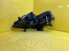 Load image into Gallery viewer, Frontscheinwerfer VW Phaeton 3D1941016H Xenon Ein Stück (Rechts oder Links)