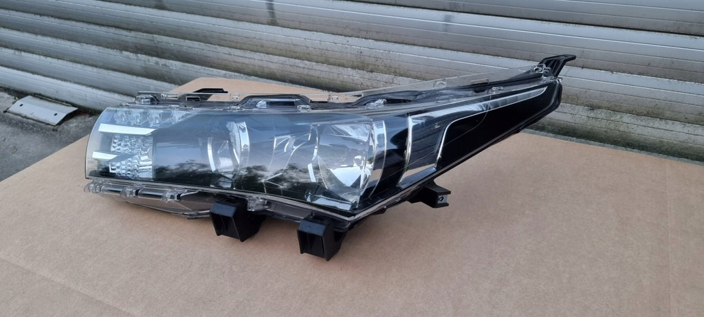 Frontscheinwerfer Toyota Corolla 81150-02E71 Links Scheinwerfer Headlight SCH4425591629dv