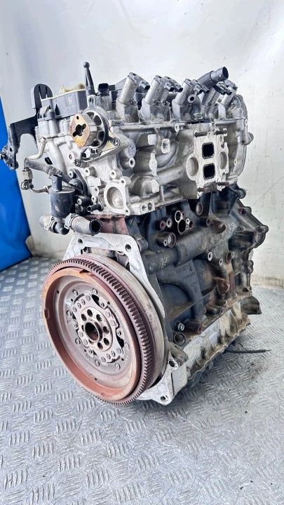 Motor Audi Q3 CULB 2.0 180PS 132kW Benzin Engine Unkomplett MOT2311475916so