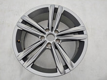 Load image into Gallery viewer, 1x Alufelge 18 Zoll 7.0" 5x112 43ET Glanz Silber 5NA601025H VW Tiguan Rim Wheel FEL1088050505xk