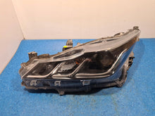 Load image into Gallery viewer, Frontscheinwerfer Toyota Corolla 81150-02T30-00 Links Scheinwerfer Headlight SCH8136248143ig