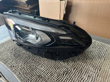 Laden Sie das Bild in den Galerie-Viewer, Frontscheinwerfer Mercedes-Benz A1779063705 Full LED Links Headlight