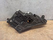 Laden Sie das Bild in den Galerie-Viewer, Frontscheinwerfer Skoda Superb III U987 FF77O Xenon Links Scheinwerfer Headlight SCH2689652348ei