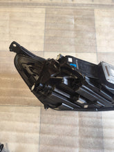 Laden Sie das Bild in den Galerie-Viewer, Frontscheinwerfer Ford Focus JX7B-13E015-CE Full LED Links Headlight SCH1591815624tf