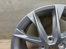 Laden Sie das Bild in den Galerie-Viewer, 1x Alufelge 18 Zoll 7.5" 5x112 51ET Glanz Silber 5F0601025AA Seat Leon Rim Wheel FEL9429161697bm