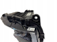 Laden Sie das Bild in den Galerie-Viewer, Frontscheinwerfer Land Rover Defender L663 L8B2-13W029HJ Rechts Headlight SCH2500758619ph