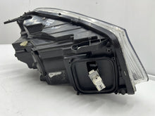 Laden Sie das Bild in den Galerie-Viewer, Frontscheinwerfer Mercedes-Benz W176 A1768201161 Xenon Links Headlight SCH9797709941tv