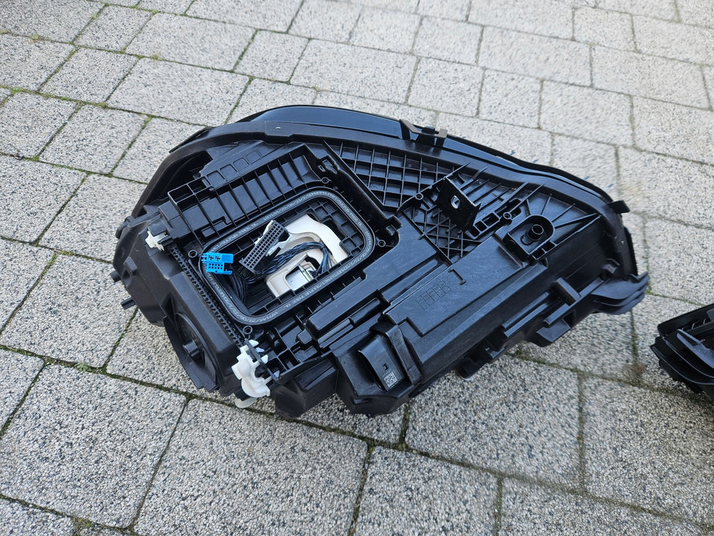 Frontscheinwerfer Mercedes-Benz Cla A1189061301 A1189061401 Ein Satz Headlight SCH8629737023ky