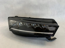 Laden Sie das Bild in den Galerie-Viewer, Frontscheinwerfer Skoda Octavia IV 5E4941016 Rechts Scheinwerfer Headlight SCH8196565024bz