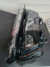Load image into Gallery viewer, Frontscheinwerfer Skoda Kamiq FALSE Scheinwerfer Headlight SCH3371544302qr