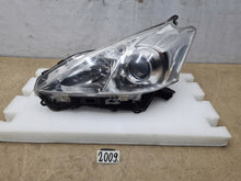 Laden Sie das Bild in den Galerie-Viewer, Frontscheinwerfer Toyota Prius Plus Links Scheinwerfer Headlight SCH3944148535oa