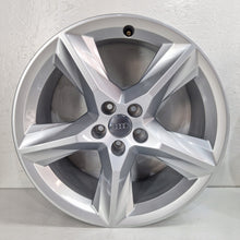 Laden Sie das Bild in den Galerie-Viewer, 4x Alufelge 19 Zoll 8.0" 5x112 28ET Glanz Silber 4M0601025F Audi Rim Wheel FEL7214190584yv