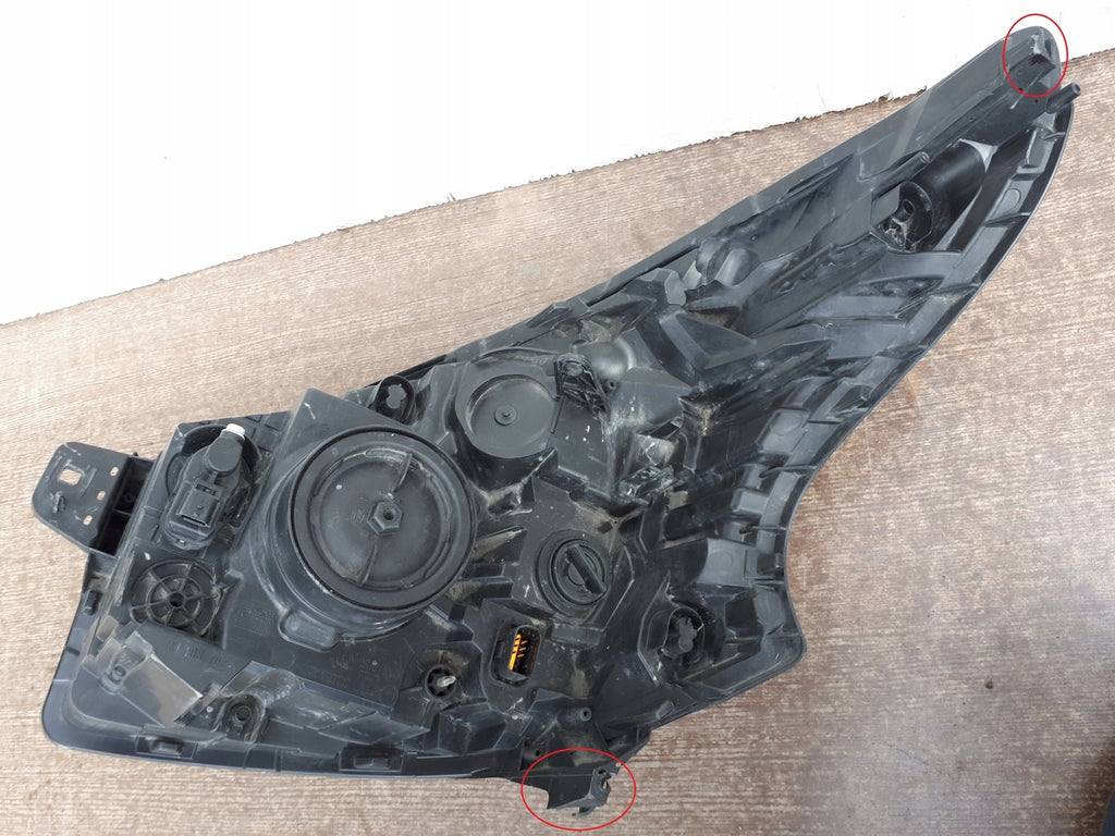 Frontscheinwerfer Opel Vivaro 260104319R Rechts Scheinwerfer Headlight SCH3363731071tb