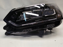 Laden Sie das Bild in den Galerie-Viewer, Frontscheinwerfer Peugeot 2008 208 II 90200109 9833036380 Links Headlight