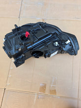 Laden Sie das Bild in den Galerie-Viewer, Frontscheinwerfer Audi A3 8V0941006AE LED Rechts Scheinwerfer Headlight