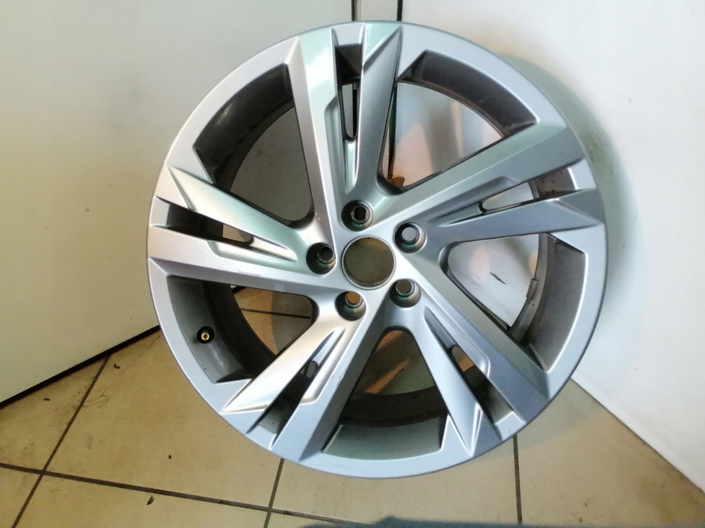 1x Alufelge 17 Zoll 6.5" 5x100 39ET Glanz Graphit 2G7601025E VW I Rim Wheel FEL8561950297gc