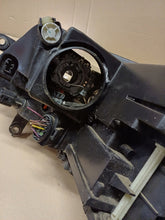 Load image into Gallery viewer, Frontscheinwerfer VW Phaeton 3D1941018P Bi-Xenon Rechts Scheinwerfer Headlight