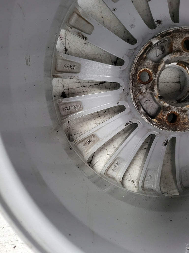 1x Alufelge 16 Zoll 6.5" 4x100 40ET Glanz Silber 0P071 Opel Corsa Rim Wheel FEL6856091744qn