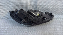 Load image into Gallery viewer, Frontscheinwerfer Hyundai I30 Links Scheinwerfer Headlight SCH5018937943ae