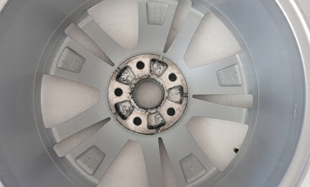 1x Alufelge 18 Zoll 7.0" 5x112 43ET 565601025C Skoda Kodiaq Rim Wheel