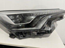 Laden Sie das Bild in den Galerie-Viewer, Frontscheinwerfer Toyota C-Hr 81110-F4071 LED Rechts Scheinwerfer Headlight SCH6210744758jo