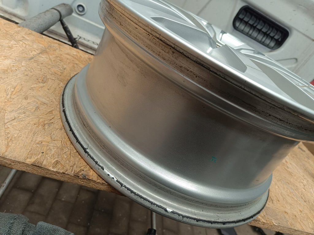 1x Alufelge 17 Zoll 7.0" 5x114.3 40ET Glanz Silber 403008177DC Renault Kadjar FEL5879948500td
