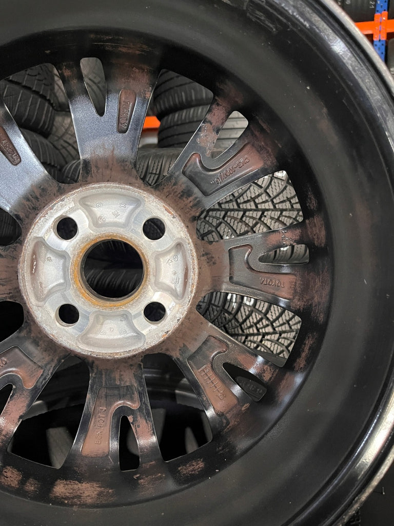 1x Alufelge 15 Zoll 5.0" 4x100 39ET Glanz Schwarz 426110DJ10 Toyota Aygo FEL5010872398wi