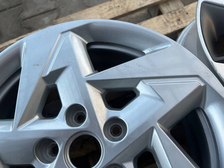 1x Alufelge 17 Zoll 52910BE250 Hyundai Kona Rim Wheel FEL1819065103io